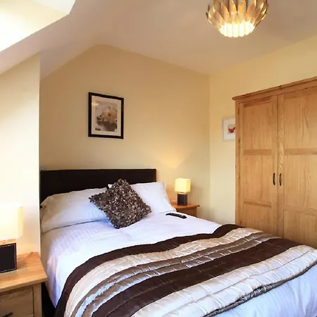 Leabhar Beag * Kenmare